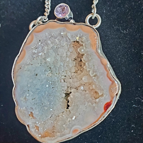 New Agate Geode Druzy and Amethyst Silver Necklace - Picture 4 of 16